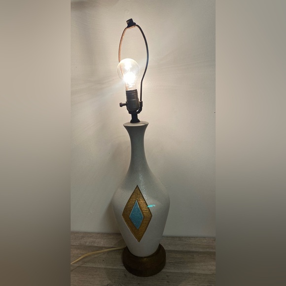 Vintage Mid Century Modern 1960 Quartite Creative Corp. Atomic Era Lamp - Picture 8 of 11